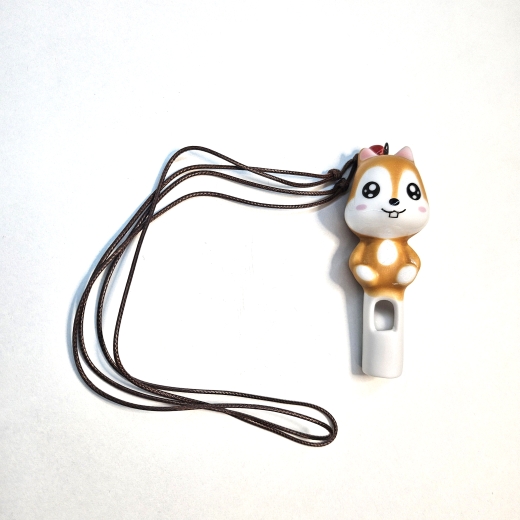 Tonpfeife mit Schnur – lustige Figuren für Kinder (8 cm)